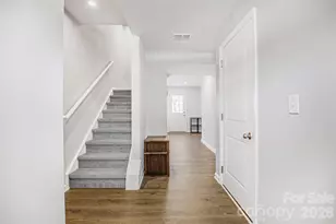 6109 Carrick Bnd Ct, Charlotte, NC 28269 - Photo 20