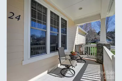 24 Creekside View Drive, Asheville, NC 28804 - Photo 2