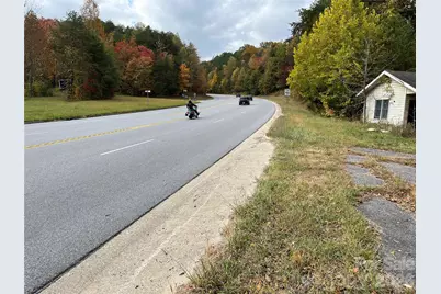 1409 US 441 Highway, Whittier, NC 28789 - Photo 14