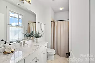 228 Wendover Hill Ct, Charlotte, NC 28211 - Photo 34