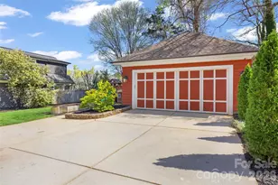 228 Wendover Hill Ct, Charlotte, NC 28211 - Photo 36