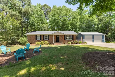 1122 Pine Knot Court, Clover, SC 29710 - Photo 4