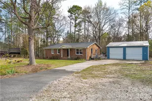 1122 Pine Knot Ct, Clover, SC 29710 - Photo 42