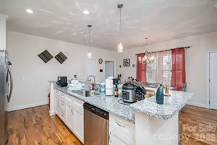 209 Wood St, Mount Holly, NC 28120 - Photo 14