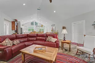 151 High Grove Pkwy, Whittier, NC 28789 - Photo 10