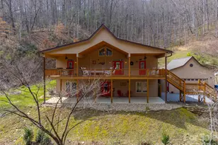 151 High Grove Pkwy, Whittier, NC 28789 - Photo 4