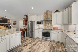 151 High Grove Pkwy, Whittier, NC 28789 - Photo 16