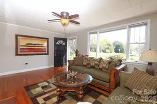 414 S Chester Street S, Blacksburg, SC 29702 - Photo 8