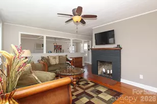 414 S Chester Street S, Blacksburg, SC 29702 - Photo 8