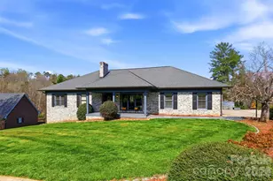 514 Golfview Ct, Lenoir, NC 28645 - Photo 4