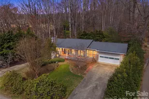 65 West End Cir, Waynesville, NC 28785 - Photo 1