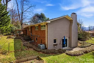 65 West End Cir, Waynesville, NC 28785 - Photo 4