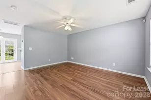 3911 Hathaway Hills Dr, Charlotte, NC 28214 - Photo 2