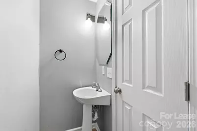 3911 Hathaway Hills Drive, Charlotte, NC 28214 - Photo 10