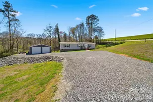 4660 Rink Dam Rd, Taylorsville, NC 28681 - Photo 4