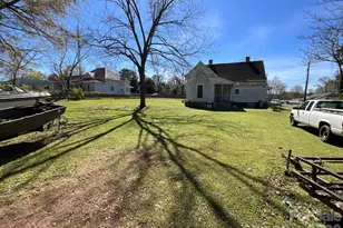 416 W Liberty St, Winnsboro, SC 29180 - Photo 14