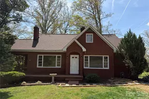 1631 Maple Ave, Albemarle, NC 28001 - Photo 2