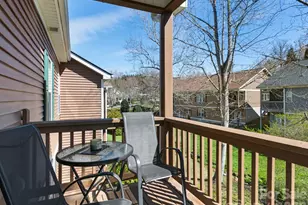 25 Old Pasture Way, Hendersonville, NC 28739 - Photo 18