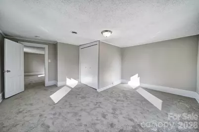 107 E Georgia Avenue, Bessemer City, NC 28016 - Photo 12