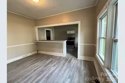 107 E Georgia Avenue, Bessemer City, NC 28016 - Photo 8