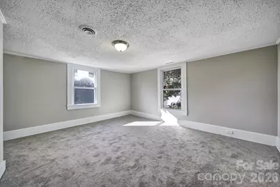 107 E Georgia Avenue, Bessemer City, NC 28016 - Photo 10