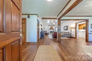 2735 Bent Oak Dr, Matthews, NC 28104 - Photo 2