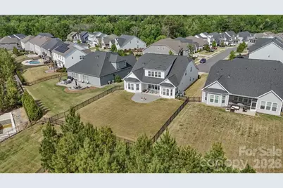 4689 Kingswood Drive, Fort Mill, SC 29707 - Photo 4