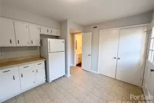 4726 Old Lantern Way, Charlotte, NC 28212 - Photo 6