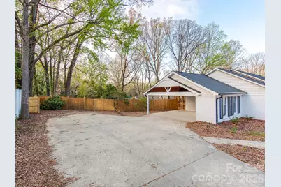 1632 Burtonwood Circle, Charlotte, NC 28212 - Photo 40
