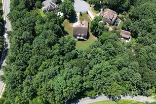 394 Stonecliff Ln, Lake Wylie, SC 29710 - Photo 2