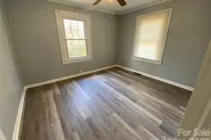 1521 W Davidson Ave, Gastonia, NC 28052 - Photo 14