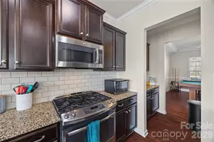 327 Hawks Creek Pkwy, Fort Mill, SC 29708 - Photo 12