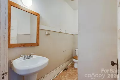 1134 Wilson W Lee Boulevard, Statesville, NC 28677 - Photo 14