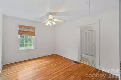 421 Gaston Avenue, Belmont, NC 28012 - Photo 12