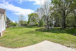 105 Woodland Ln, Monroe, NC 28112 - Photo 10