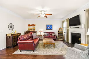 11824 Springpoint Ln, Charlotte, NC 28278 - Photo 10