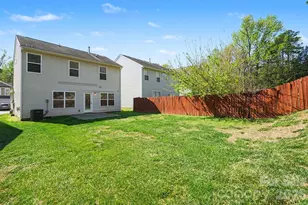 2418 S Cairns Mill Ct, Charlotte, NC 28269 - Photo 18