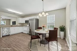 911 Valley Ridge Rd, Charlotte, NC 28214 - Photo 8