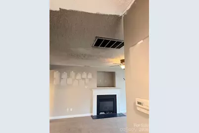 634 Longacre Drive, Charlotte, NC 28214 - Photo 8