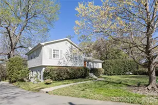 6701 Rugby Ln, Charlotte, NC 28226 - Photo 32