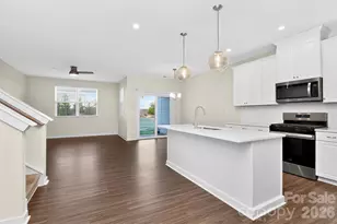 9521 Munsing Dr, Charlotte, NC 28269 - Photo 1