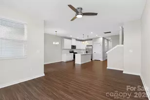 9521 Munsing Dr, Charlotte, NC 28269 - Photo 4