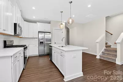 9521 Munsing Drive, Charlotte, NC 28269 - Photo 8