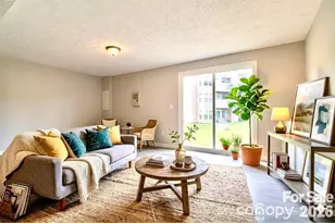 9632 Vinca Cir, Charlotte, NC 28213 - Photo 1