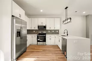 425 W Ballard St, Cherryville, NC 28021 - Photo 8