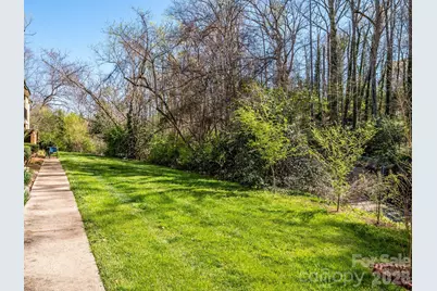 4743 Hedgemore Drive #L, Charlotte, NC 28209 - Photo 20