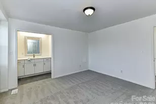 8322 Knights Bridge Rd, Charlotte, NC 28210 - Photo 24