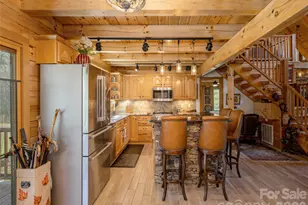 622 Oleta Rd, Hendersonville, NC 28792 - Photo 16