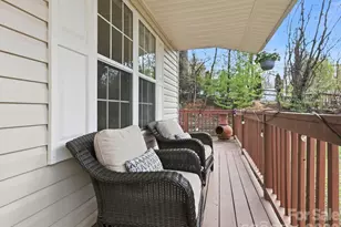 1 Mosers Pl, Candler, NC 28715 - Photo 4