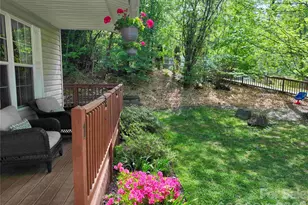 1 Mosers Pl, Candler, NC 28715 - Photo 4